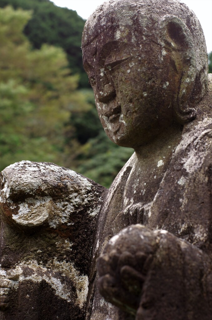 下向き地蔵