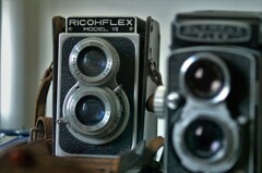 二眼レフカメラ：RICOHFLEX MODEL ⅤⅡ
