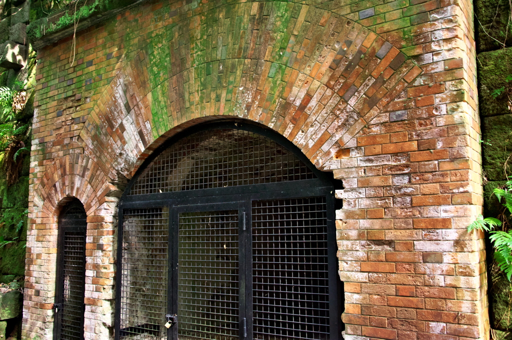 猿島：旧日本軍基地　トンネル入り口