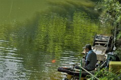 震生湖：釣り人 1