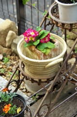 植木鉢のスタンド：アンティーク