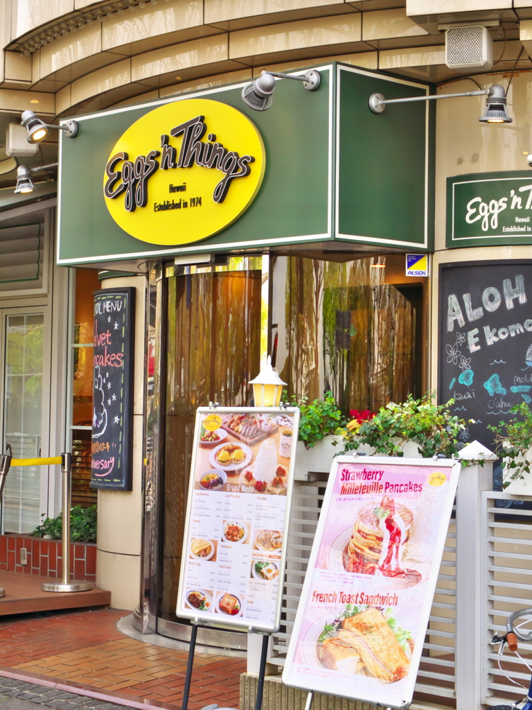 おしゃれな店：たぶんカフェ