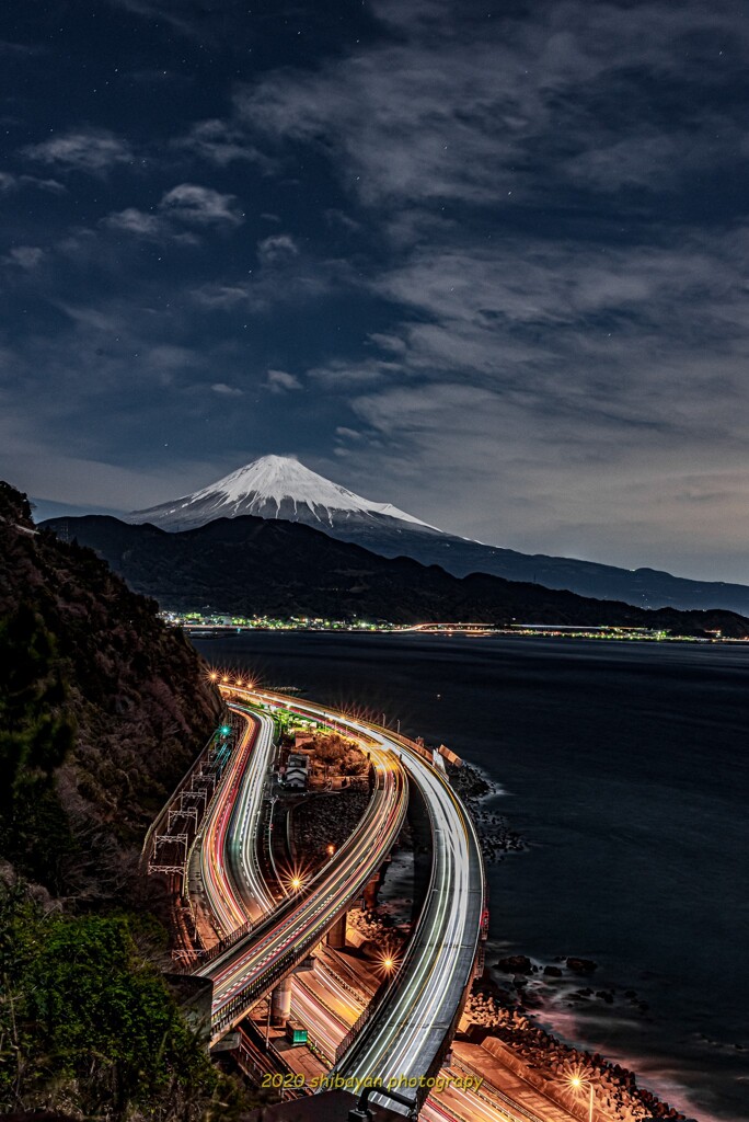 薩埵峠レーザービーム