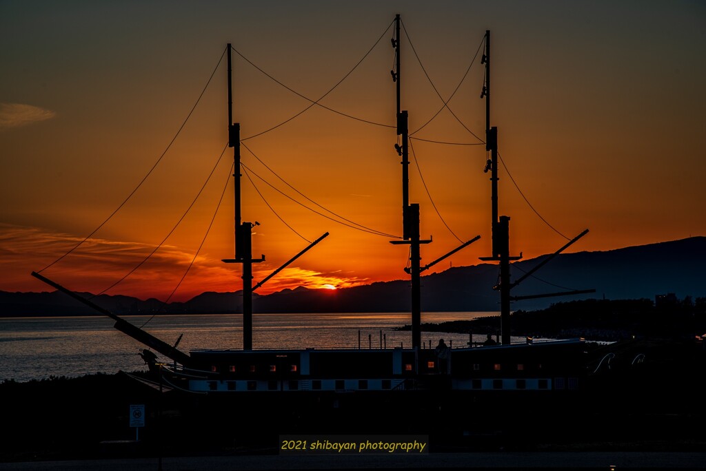 田子の浦夕景　ディアナ号