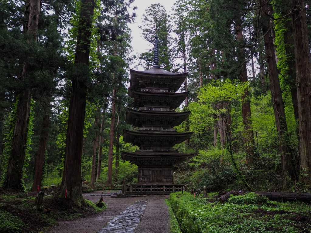 羽黒山五重塔