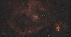 夜空に浮かぶ歪んだハート