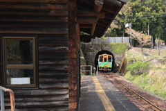トンネルへ