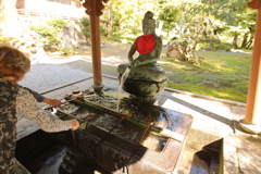 お水を
