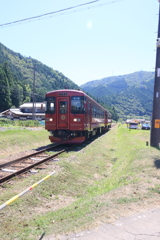 山間の鉄道