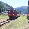 山間の鉄道