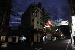 日曜早朝の柳橋