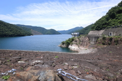 徳山湖