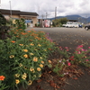 静かな駅前