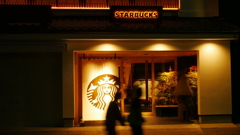 景観を守ったスタバ