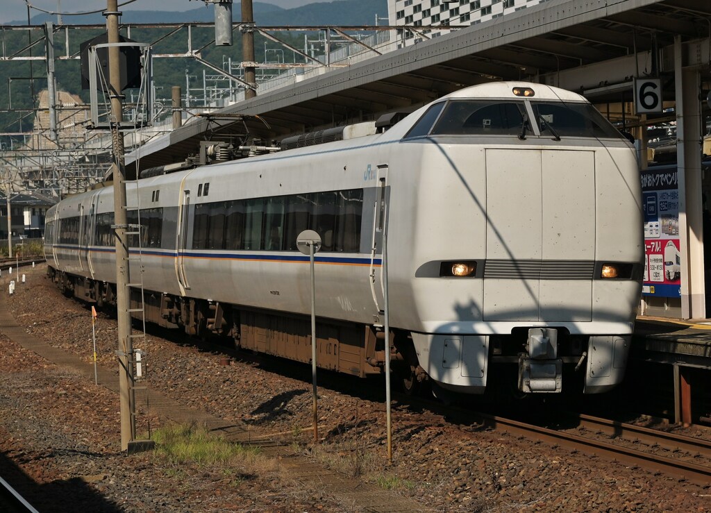 サンダーバード1号