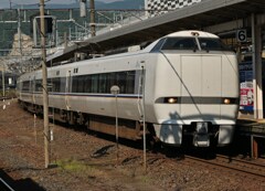 サンダーバード1号
