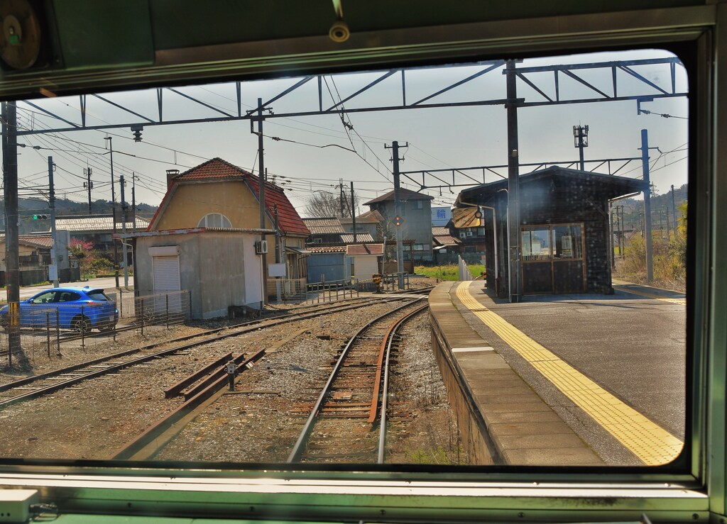 ローカル駅