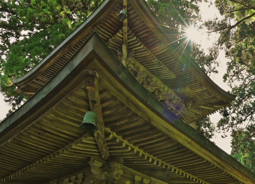 多宝の屋根