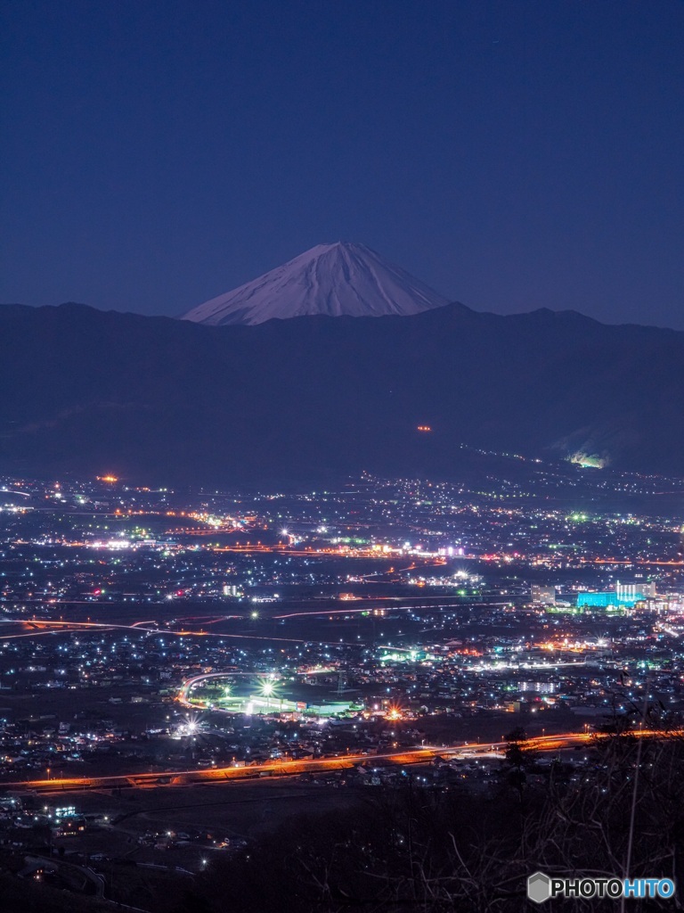 月明かりの富士