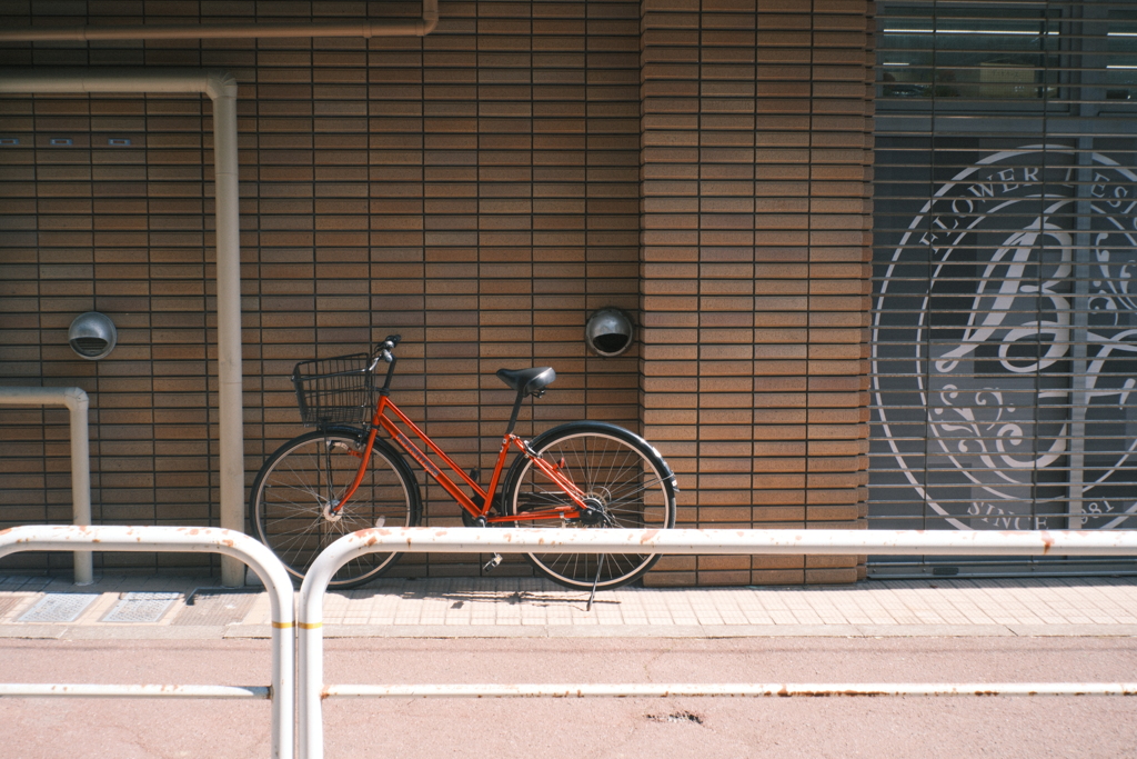 赤い自転車