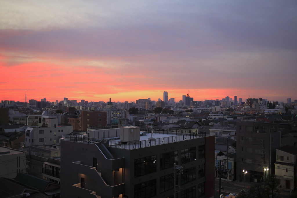 日の出前の一風景