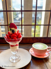 倉敷：美観地区で食べるいちごパフェ