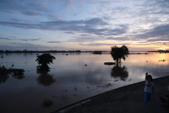 メコン川に沈む夕日