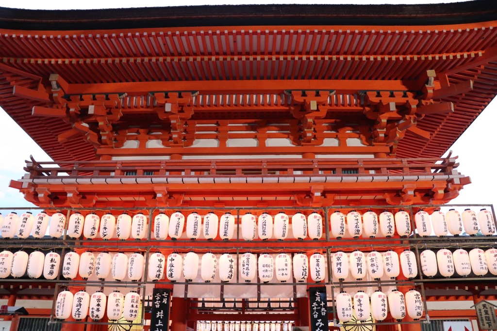 7AA0070D-E0B1-4336-A44E-5BEDB4449A09