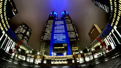 都庁のライトアップ