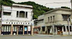 しばしタイムスリップ②:駅前の建物その1