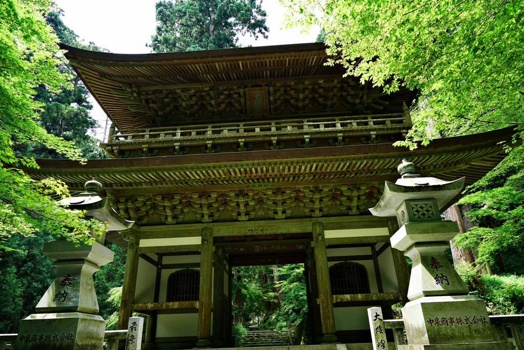 三門に到着