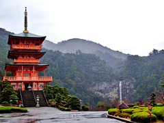 那智山西岸渡寺