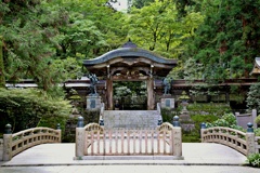 箱根山麓深森散歩:奥の院前の結界門