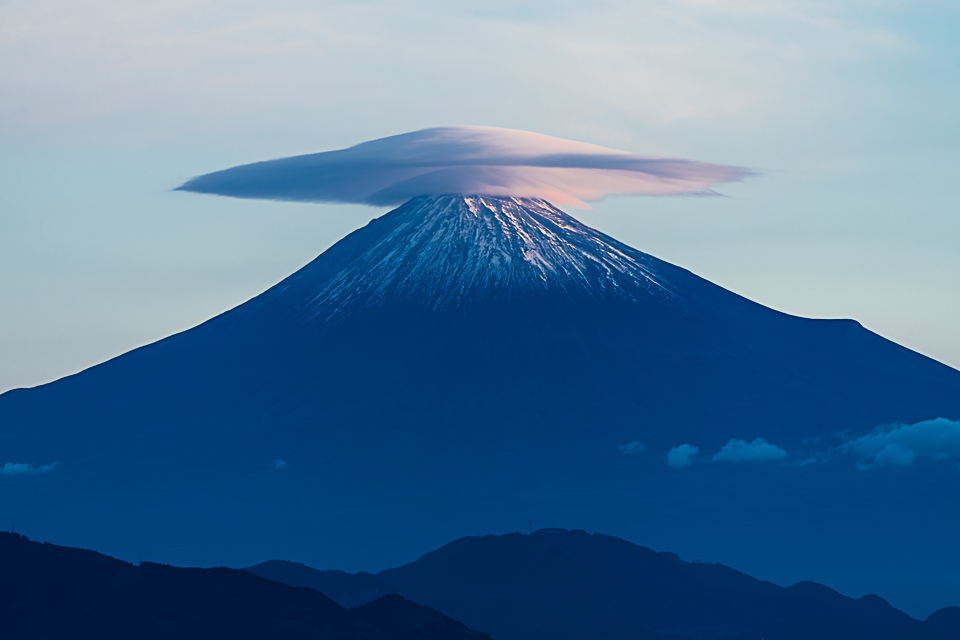 小さな笠雲