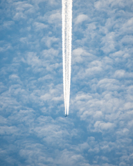 青い空,どこまで行く