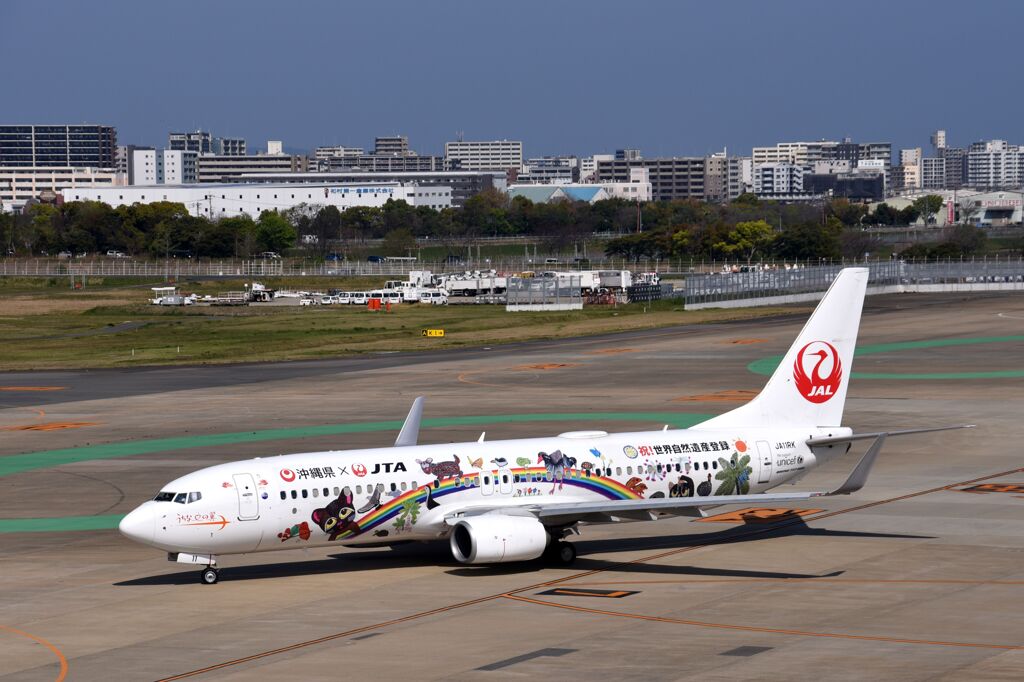 JAL 578
