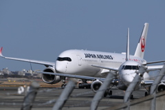 JAL1406
