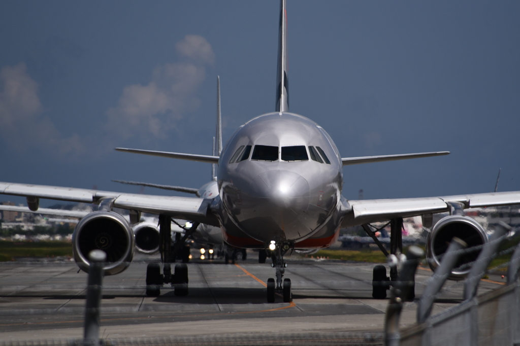 JET 200　「暑さのせいです。おおめに見てやって下さい」