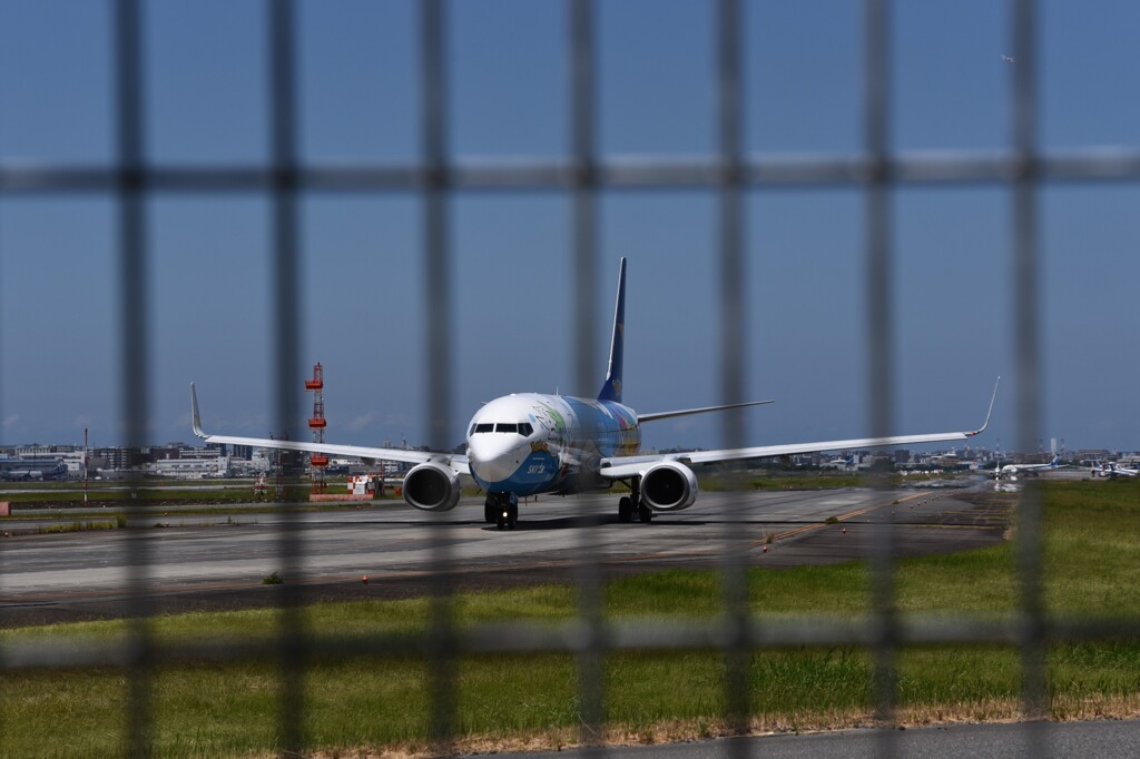 ２「黙秘権　使う間もなく　座敷牢」 SKY 285