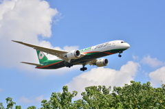 外国機１２