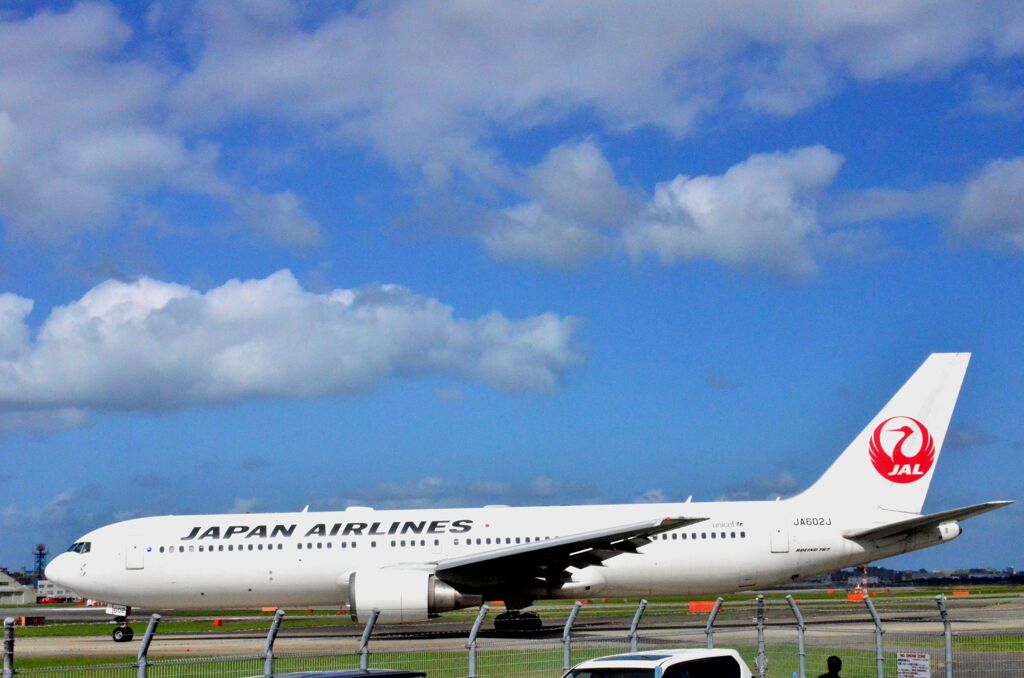 JAL 140
