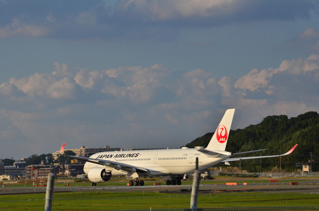 JAL JA12XJ-2