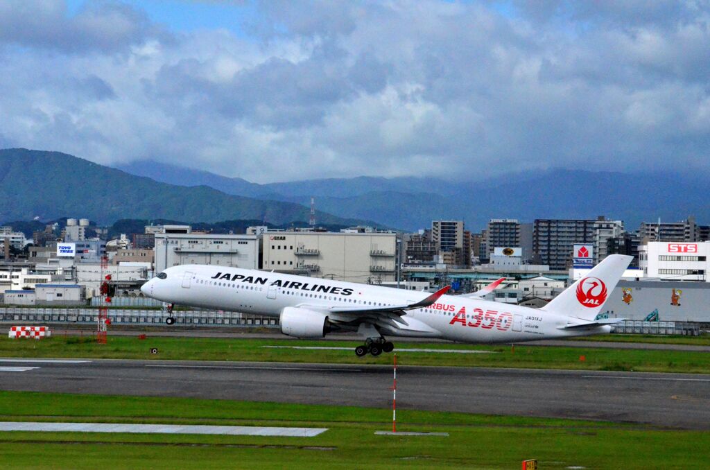 A350 JAL 22