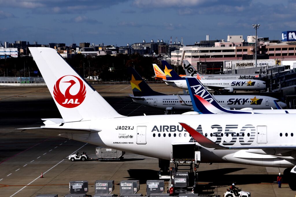 JAL 1322