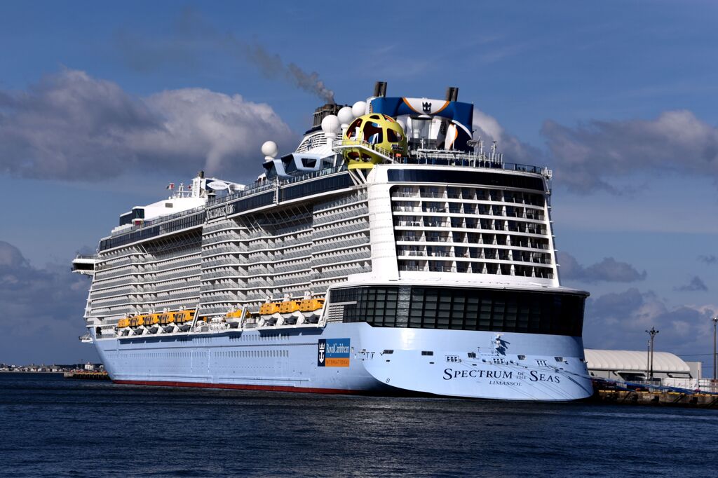 SPECTRUM OF THE SEAS　06