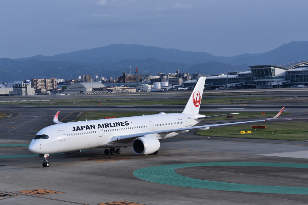 JAL 580