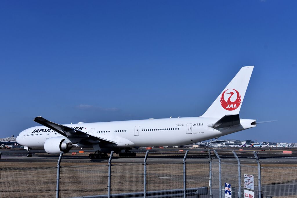 JAL 1266   日本航空    Boeing 777