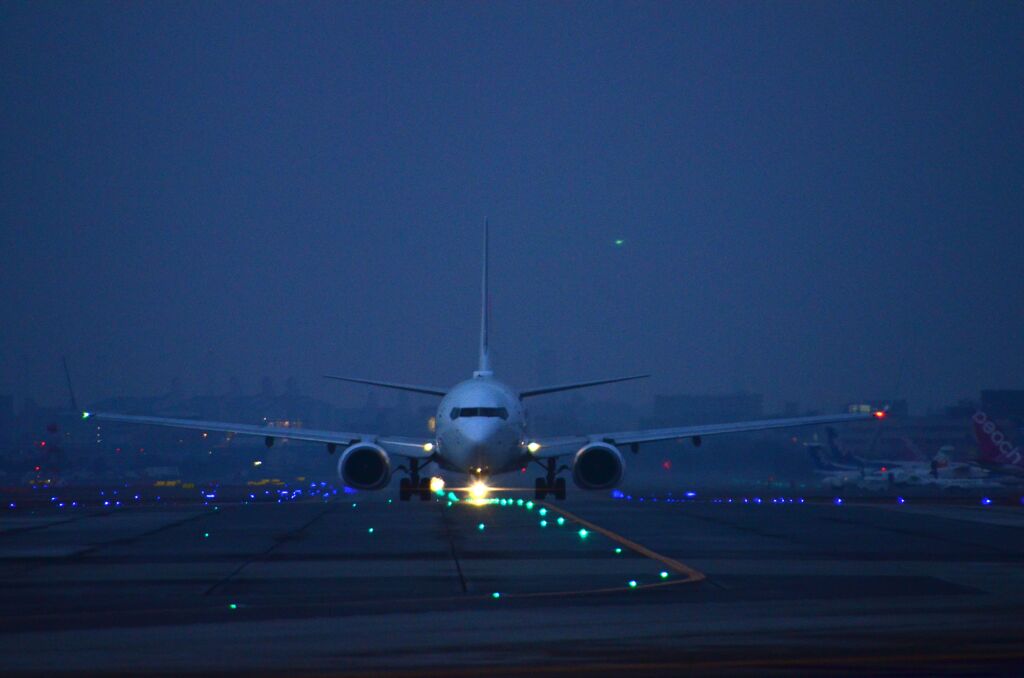 JAL 518