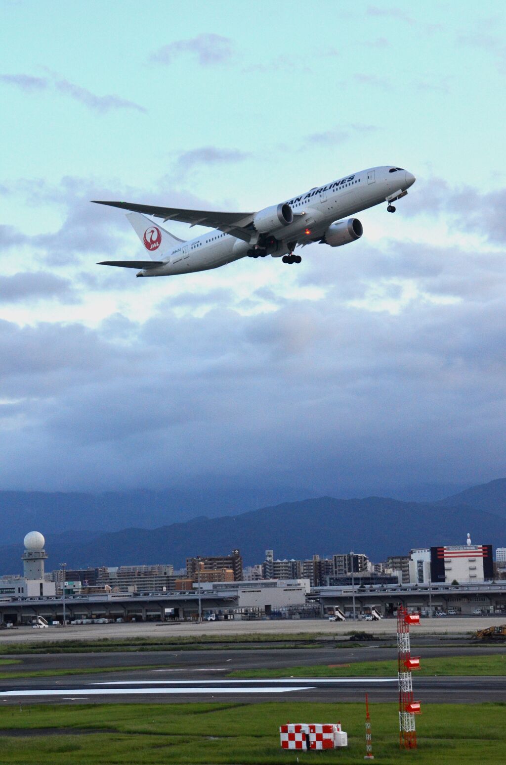 JAL 342