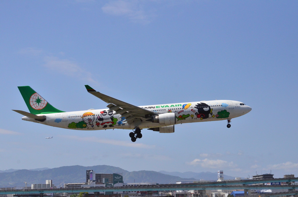 NO 69  （特別塗装機）